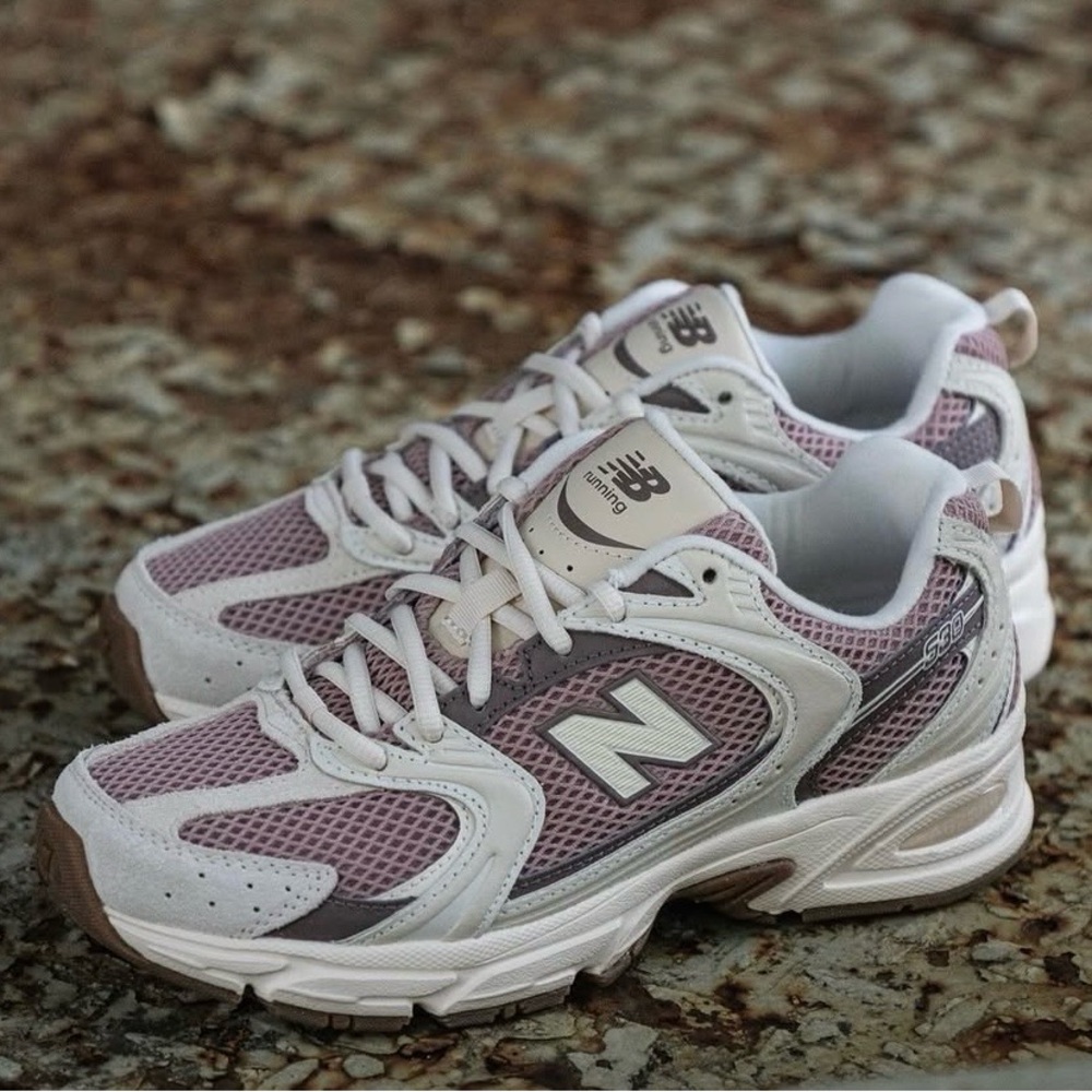 New Balance 530 sneakers